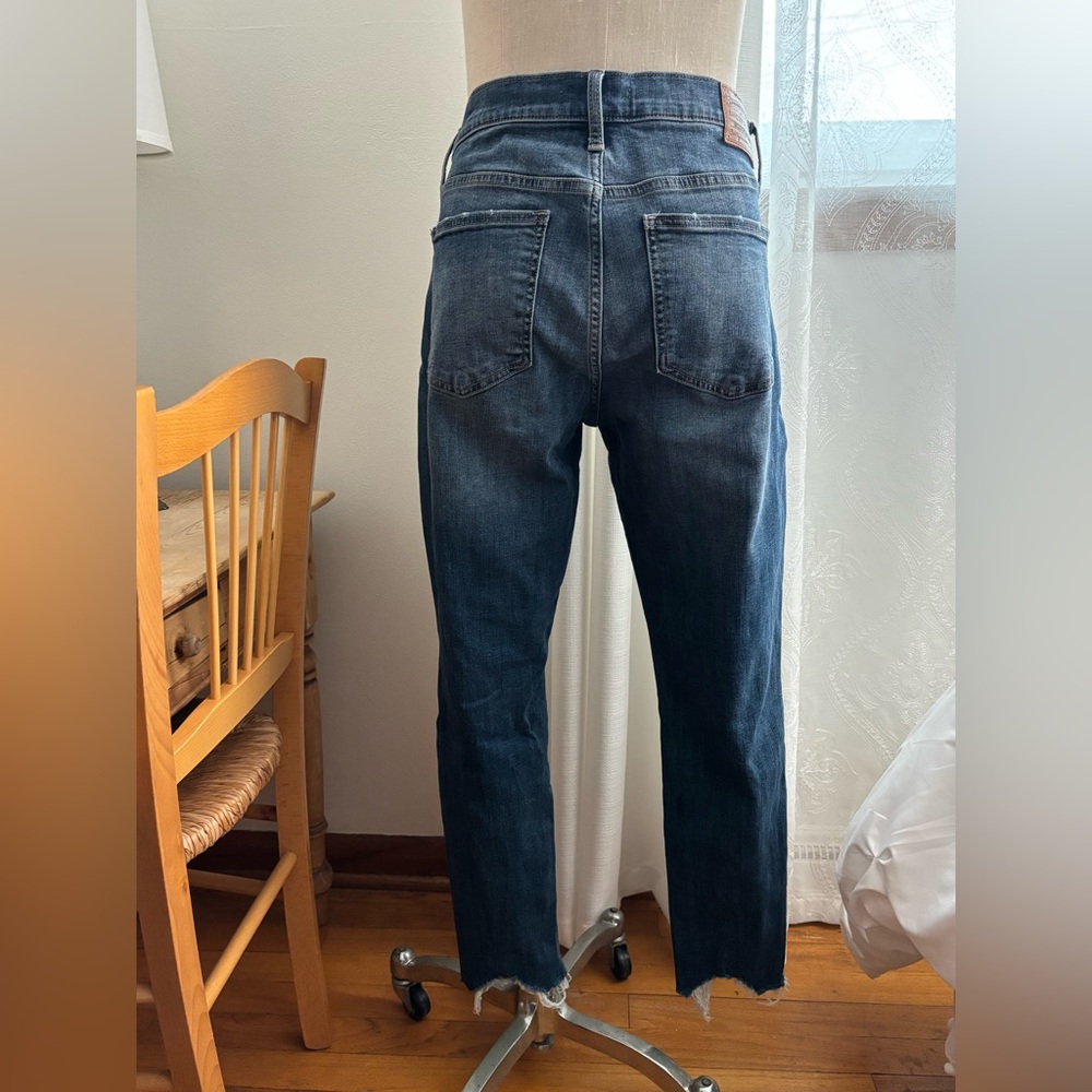Lucky Brand Ava Mid Rise Classic Blue Denim Jeans, sz 14/32, stretchy. GUC - Picture 6 of 8